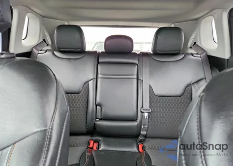 2019 Jeep Compass Latitude z USA, uszkodzony, nr VIN 3C4NJDBB0KT789278